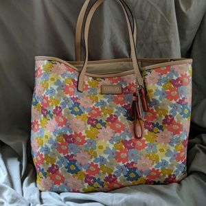 Coach flower tote bag.